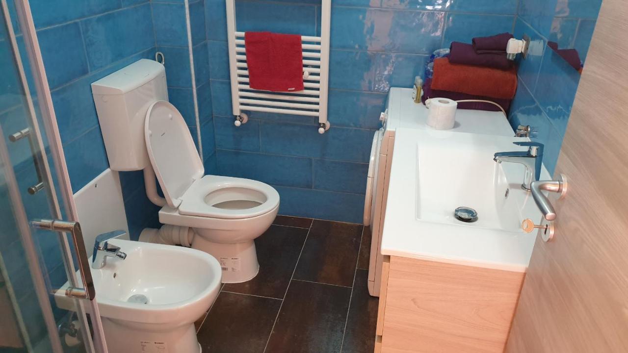 Condominio Ariazzurra S. Bart. San Bartolomeo Al Mare Extérieur photo