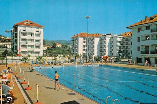 Condominio Ariazzurra S. Bart. San Bartolomeo Al Mare Extérieur photo