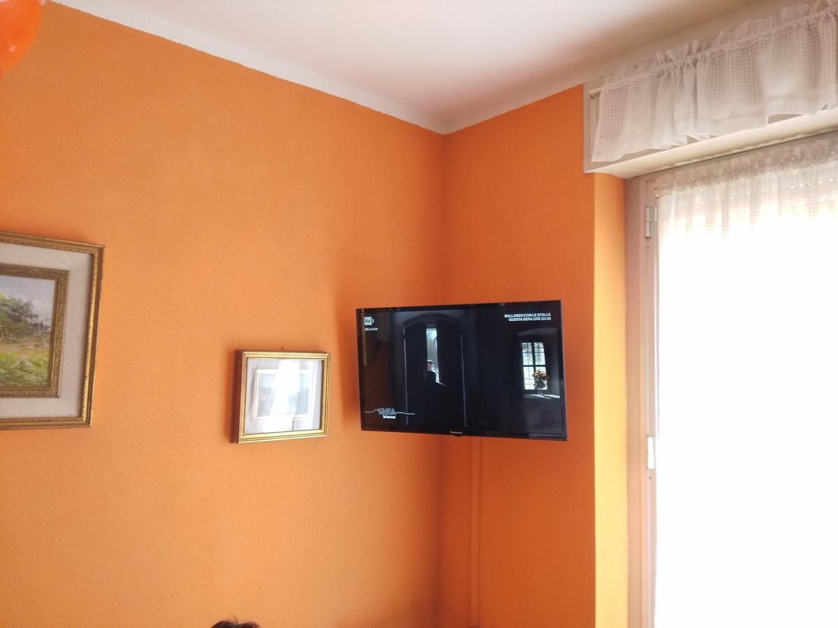 Condominio Ariazzurra S. Bart. San Bartolomeo Al Mare Extérieur photo