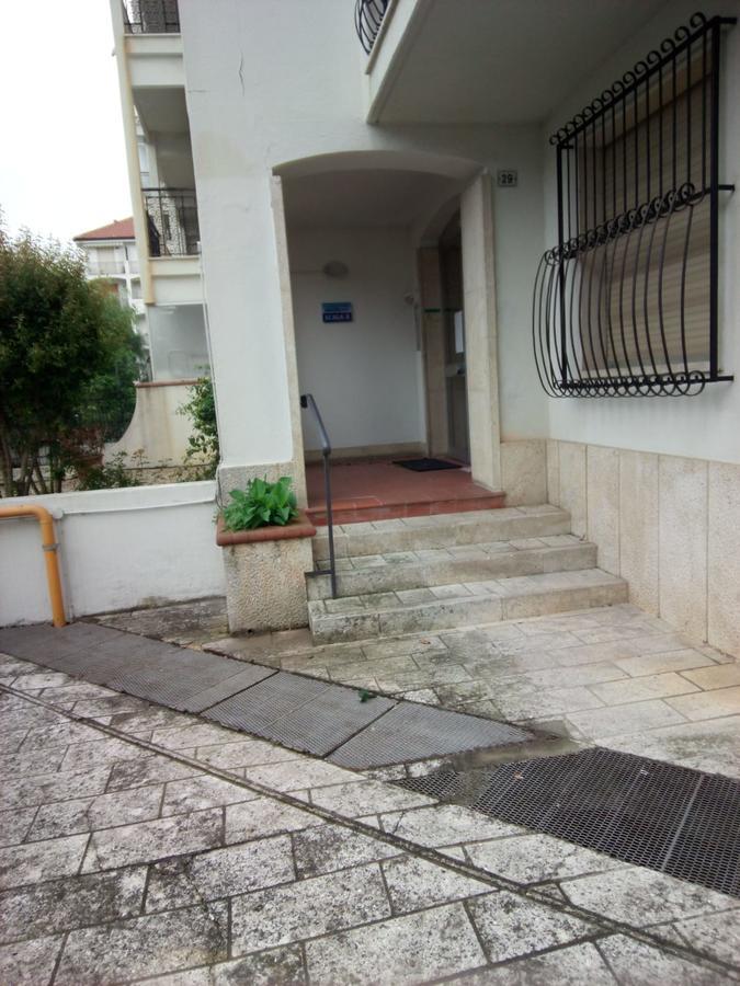 Condominio Ariazzurra S. Bart. San Bartolomeo Al Mare Extérieur photo