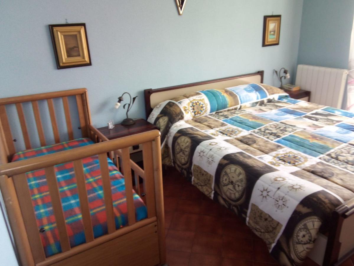 Condominio Ariazzurra S. Bart. San Bartolomeo Al Mare Extérieur photo